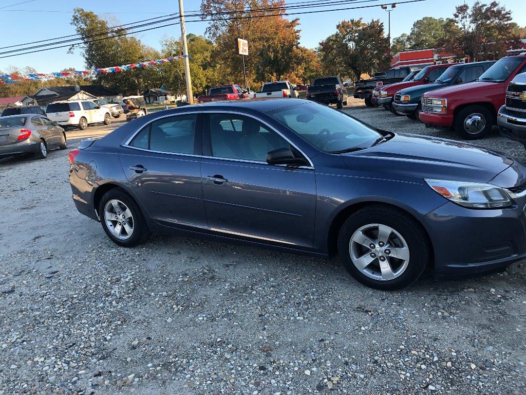 2015 Chevrolet Malibu - $14,985