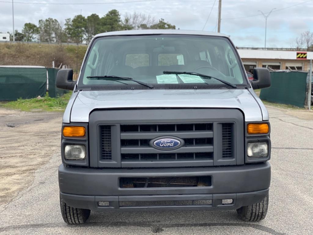 2012 Ford E-350