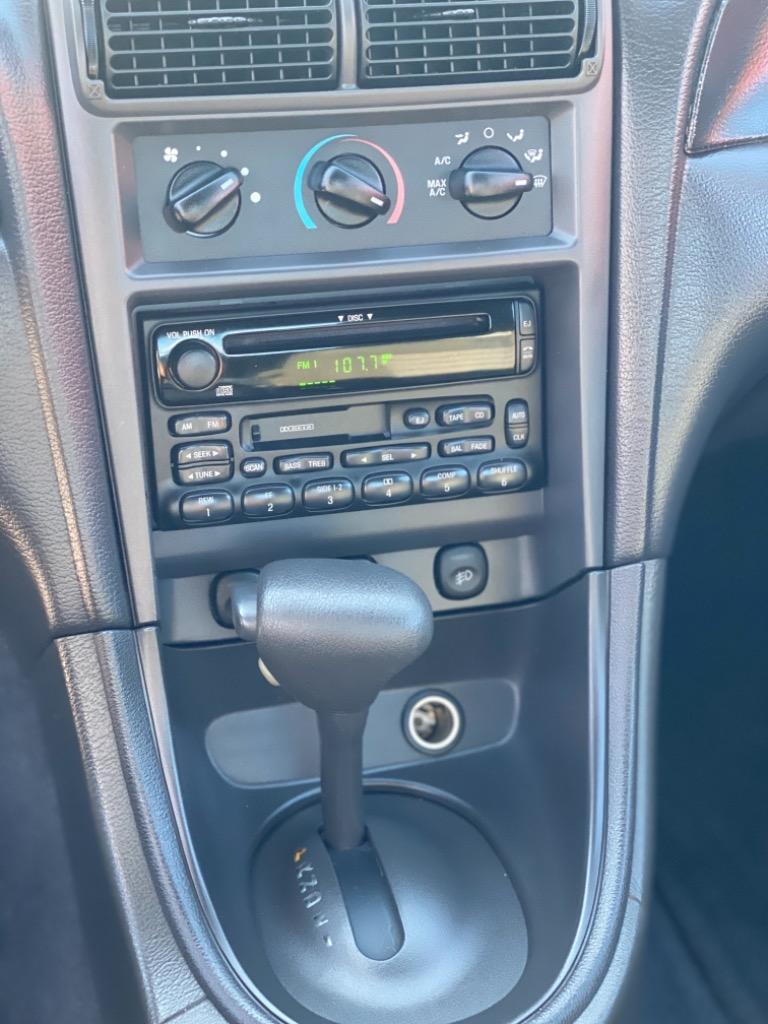 2001 Ford Mustang