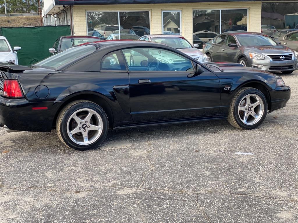 2001 Ford Mustang