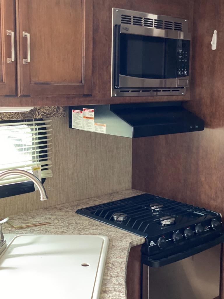 2017 Keystone Keystone - $15,500