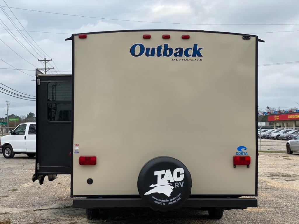 2017 Keystone Keystone - $15,500