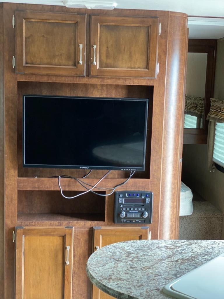 2017 Keystone Keystone - $15,500