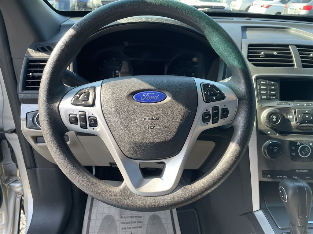 2014 Ford Explorer photo