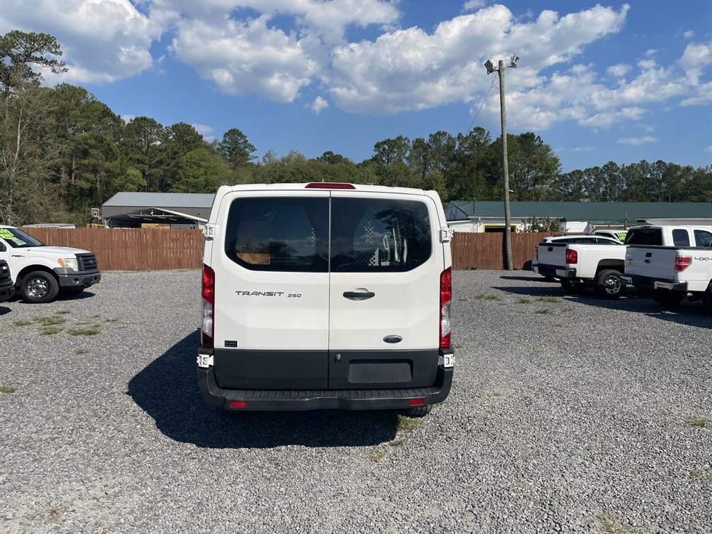 2016 Ford Transit - $17,995