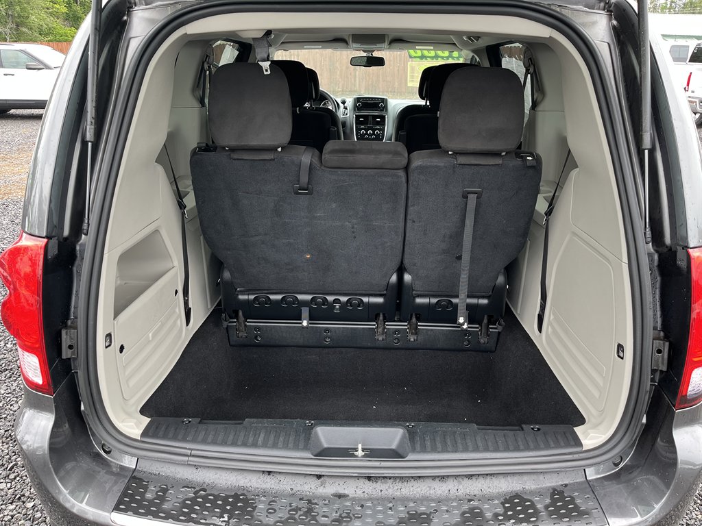 2016 Dodge Grand Caravan SE photo