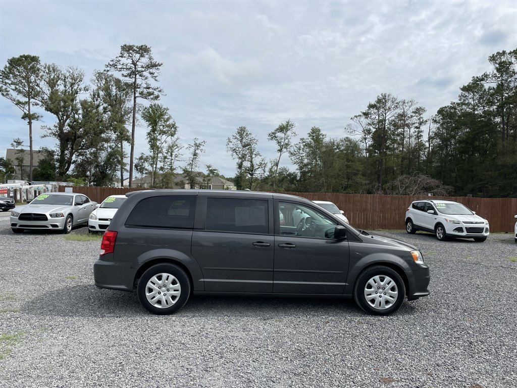 2016 Dodge Grand Caravan SE photo