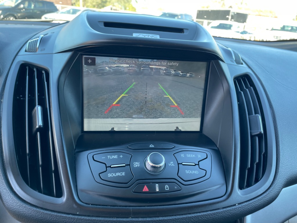 2016 Ford Escape SE photo