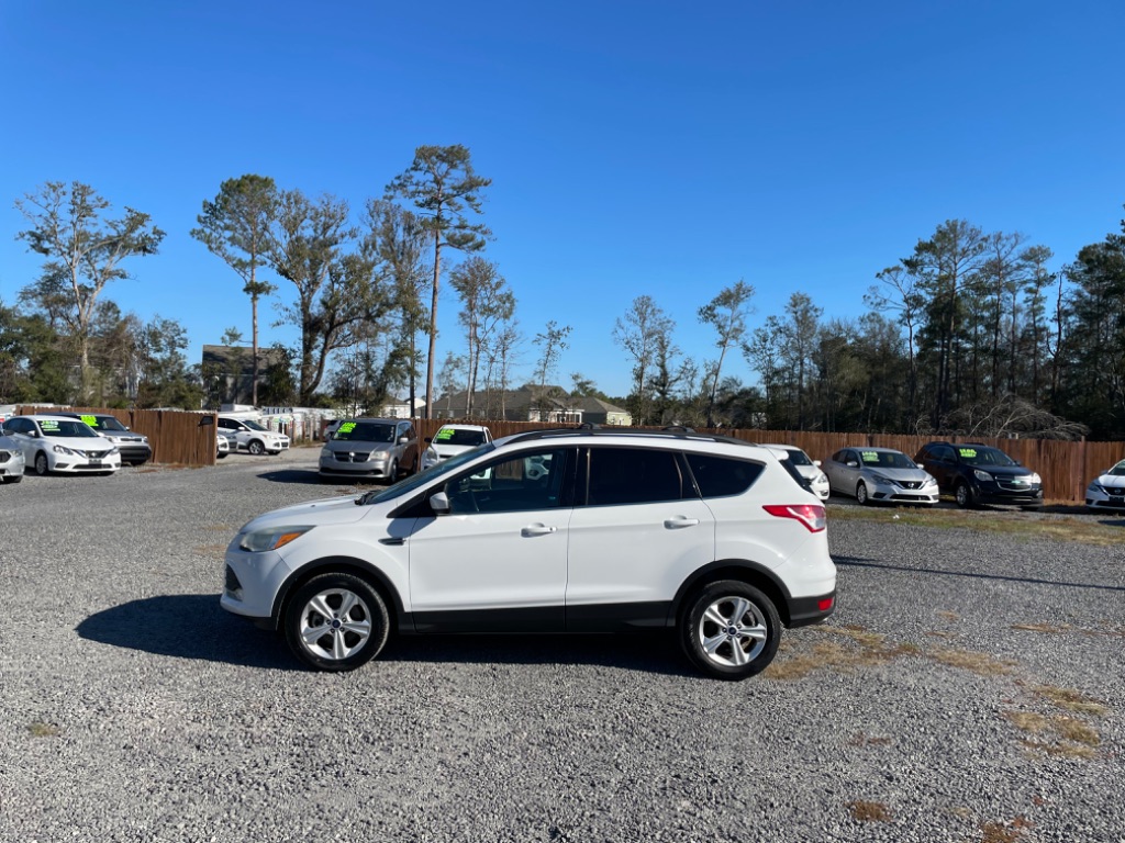 2016 Ford Escape SE photo