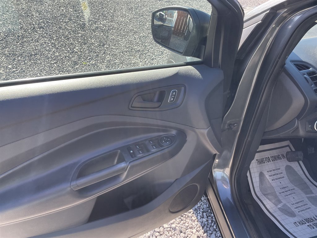 2019 Ford Escape - $13,995
