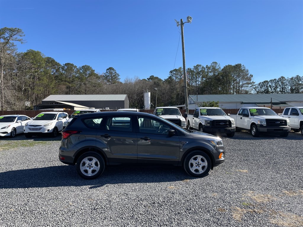 2019 Ford Escape - $13,995