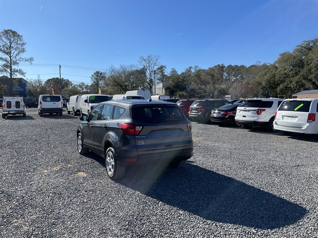 2019 Ford Escape - $13,995