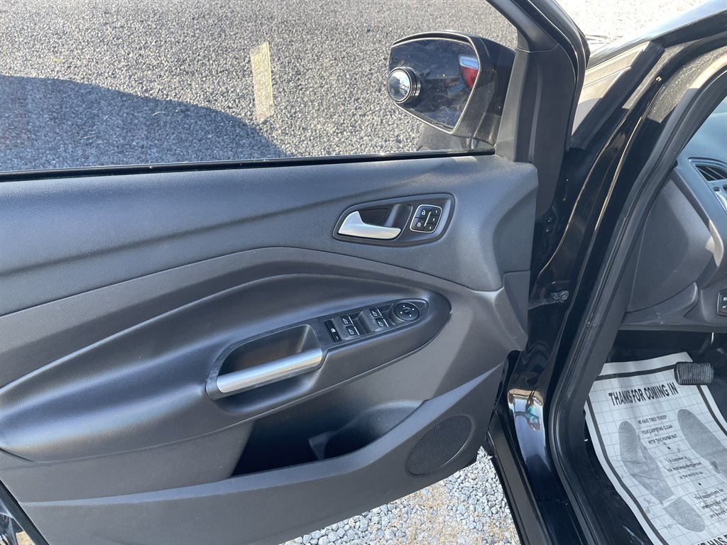 2017 Ford Escape Titanium photo
