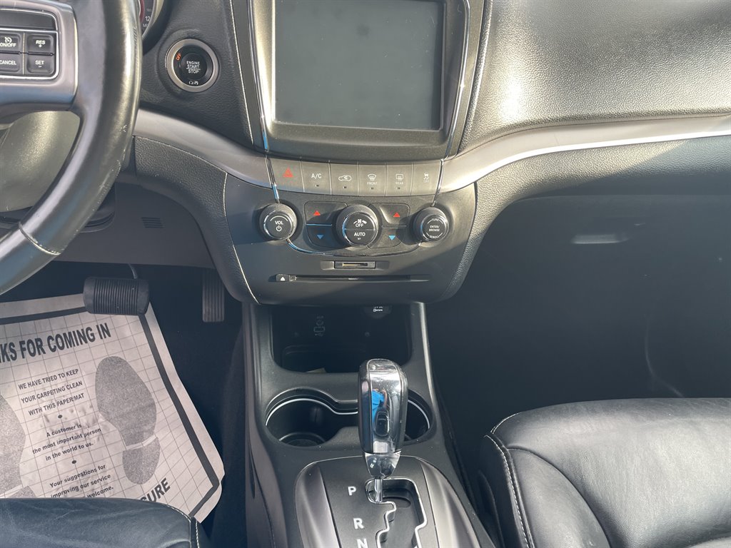 2018 Dodge Journey Crossroad photo