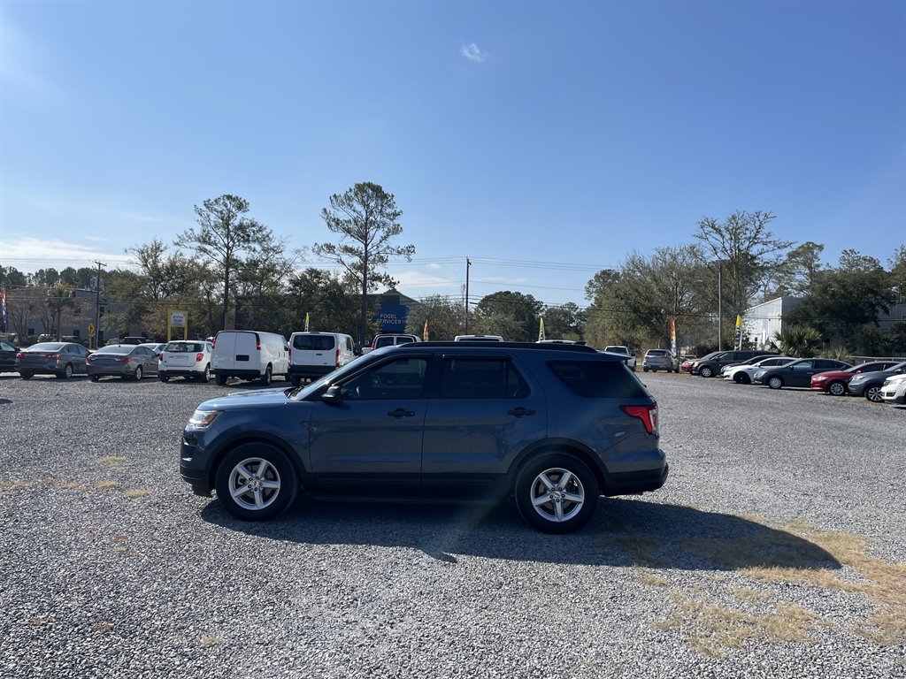 2018 Ford Explorer photo