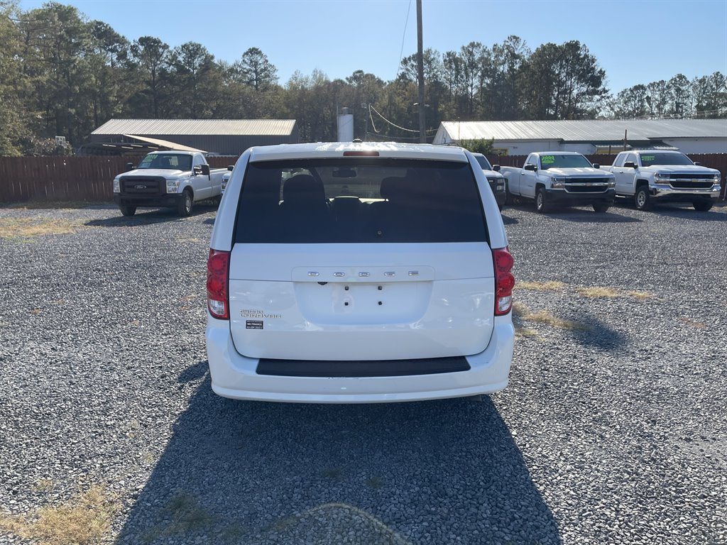 2020 Dodge Grand Caravan SXT photo