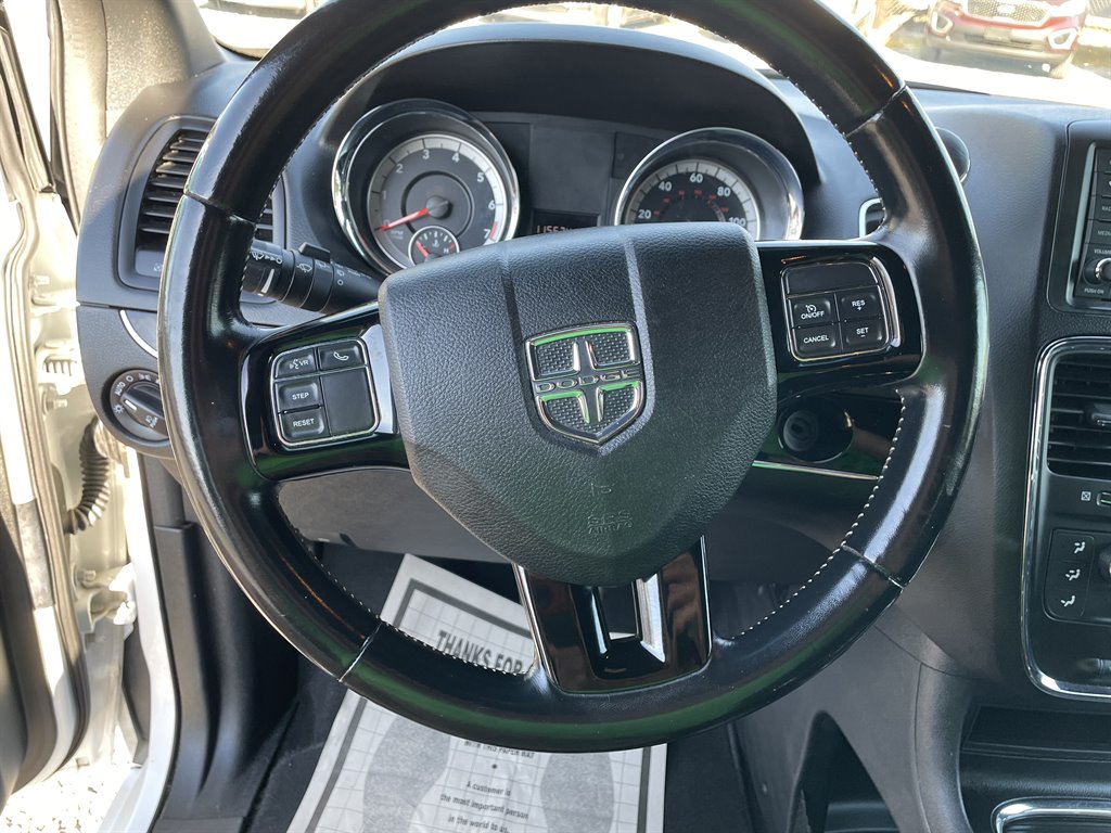 2020 Dodge Grand Caravan SXT photo