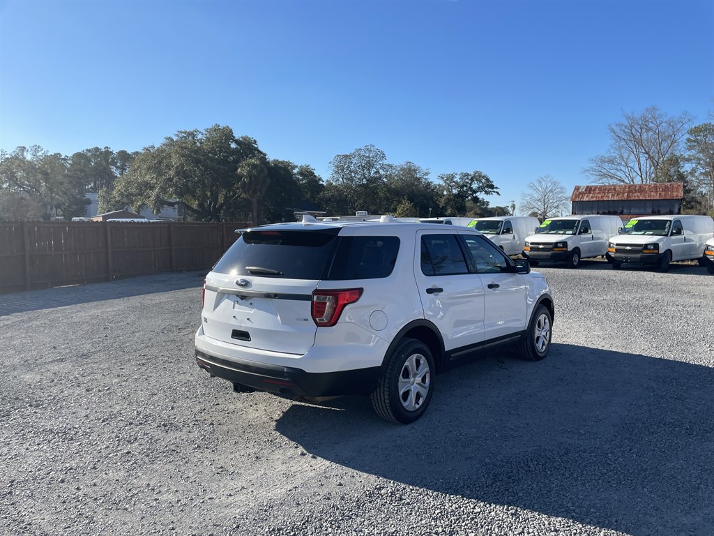 2016 Ford Explorer photo