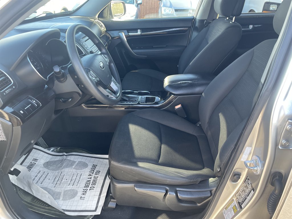 2014 Kia Sorento LX photo