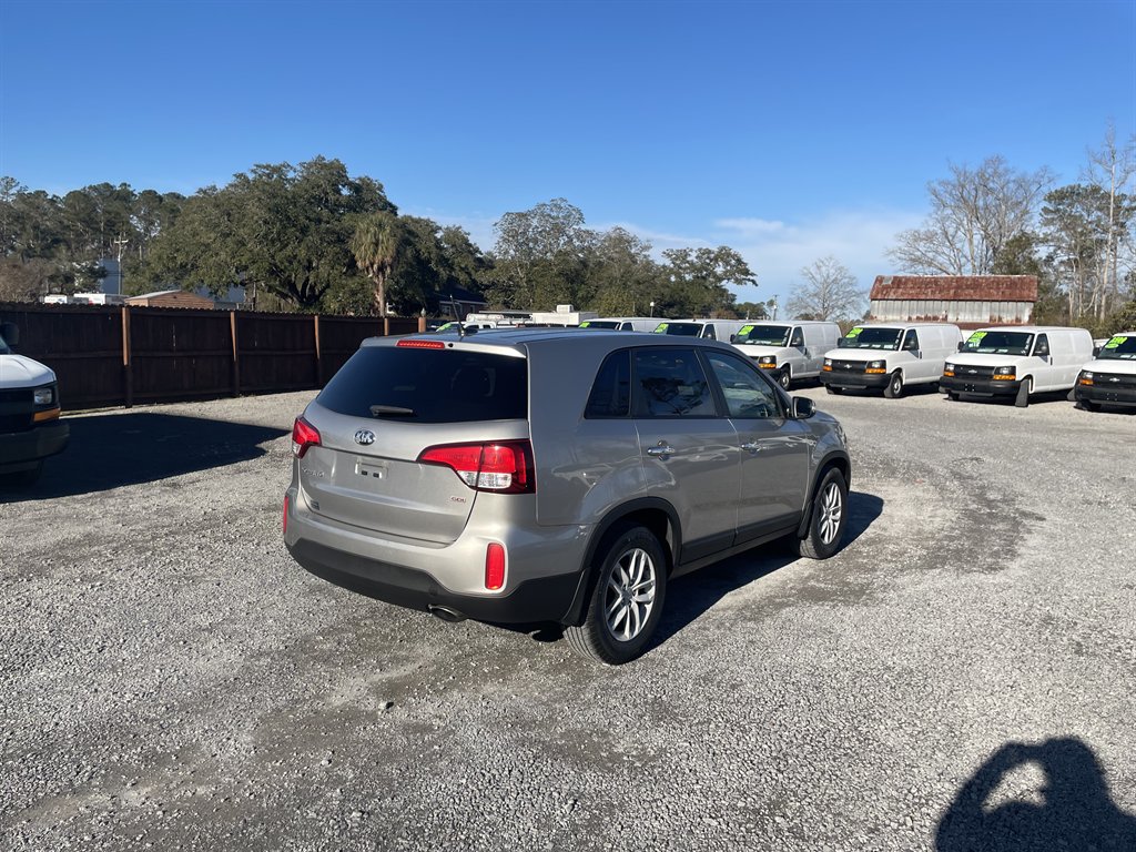 2014 Kia Sorento LX photo