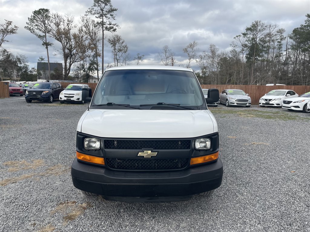 2016 Chevrolet G2500 Vans Express photo