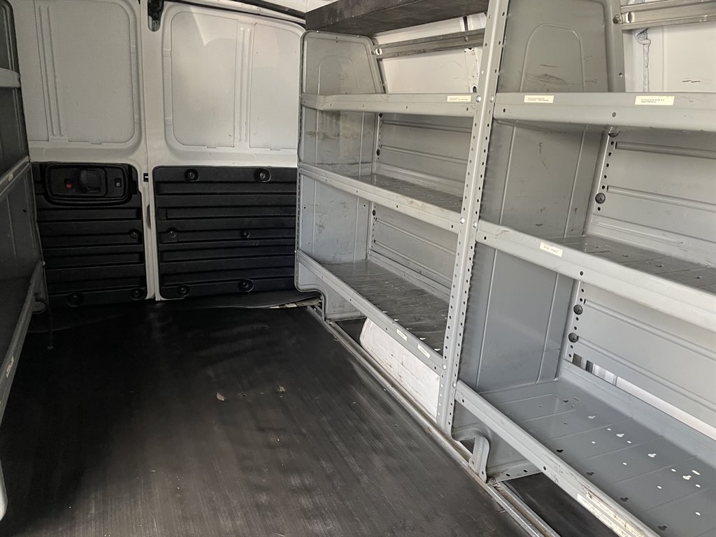 2016 Chevrolet G2500 Vans Express photo