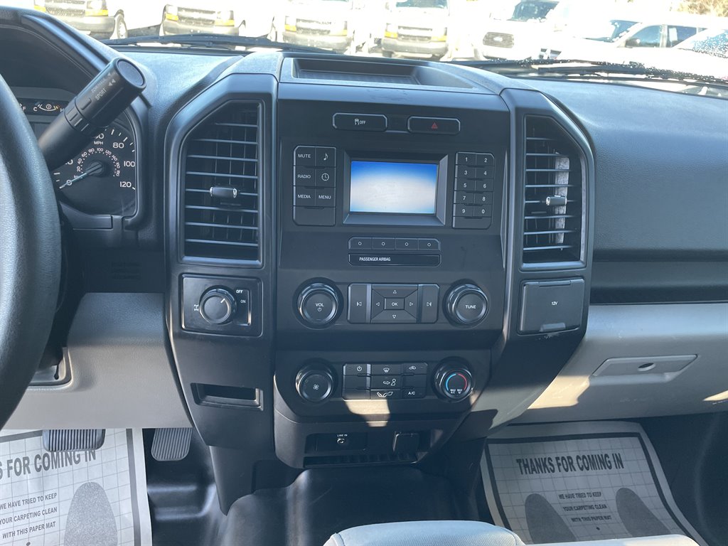 2015 Ford F150 XL photo