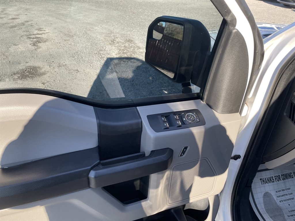 2015 Ford F150 XL photo