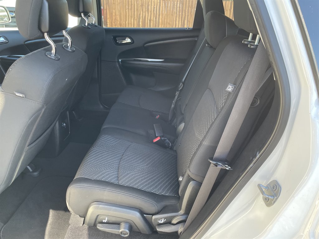 2019 Dodge Journey SE photo