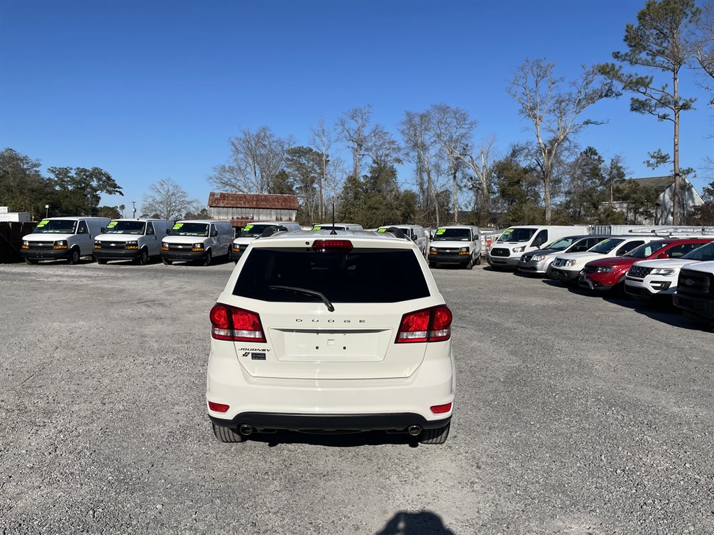 2019 Dodge Journey SE photo