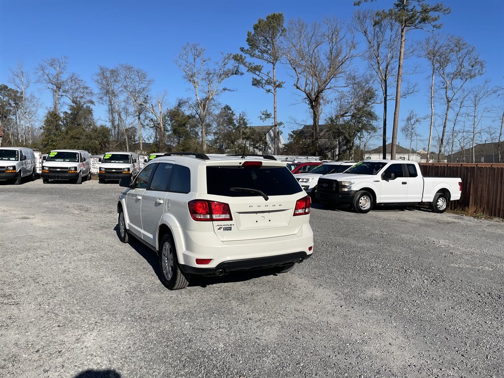 2019 Dodge Journey SE photo