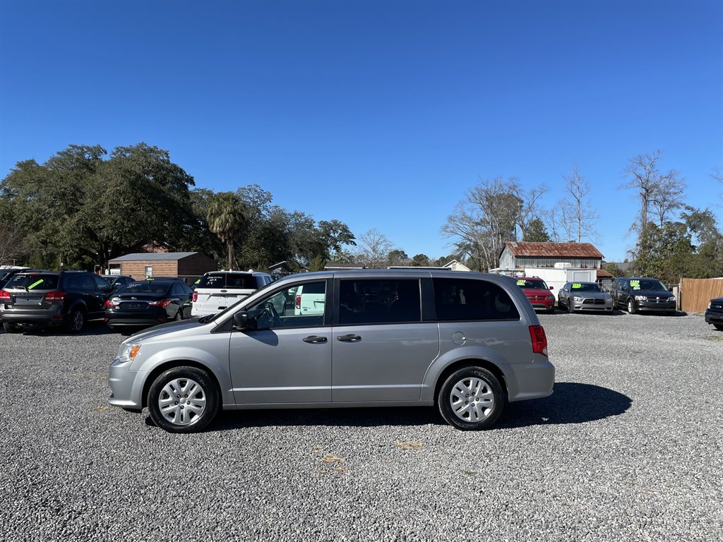2019 Dodge Grand Caravan - $12,995