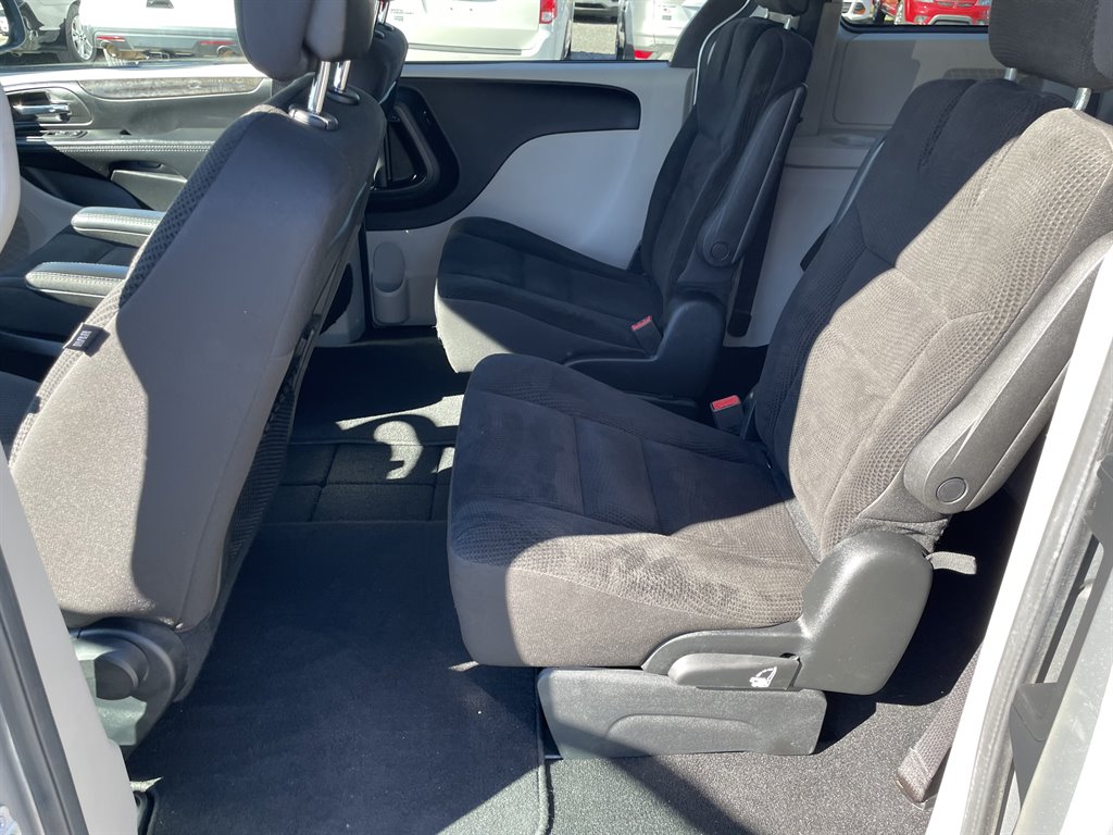 2019 Dodge Grand Caravan SE photo