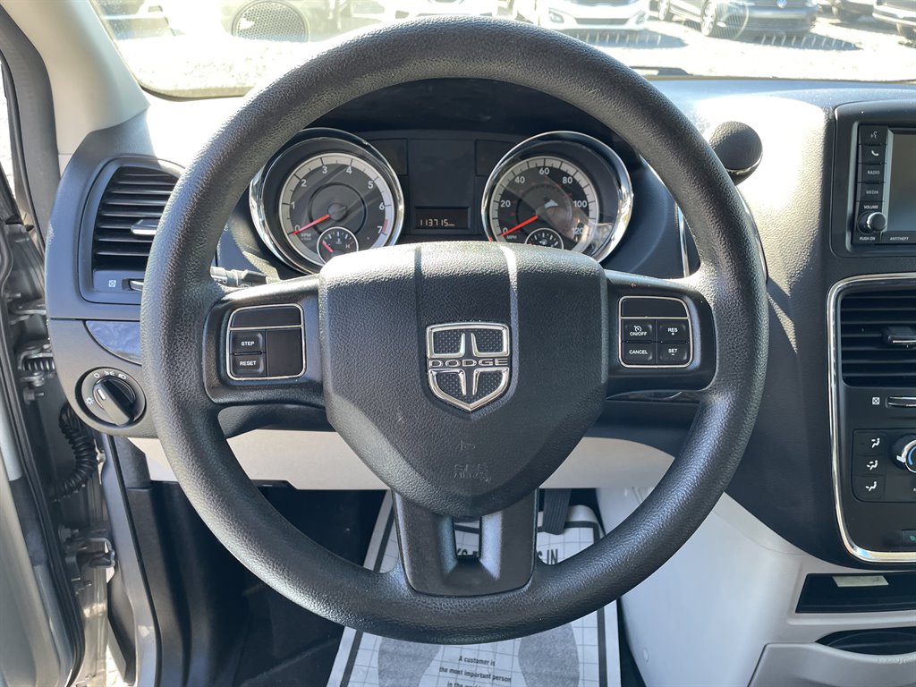 2019 Dodge Grand Caravan - $12,995