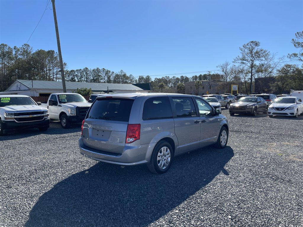 2019 Dodge Grand Caravan SE photo