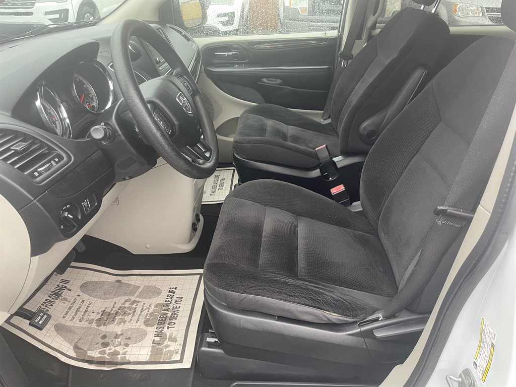 2019 Dodge Grand Caravan SE photo