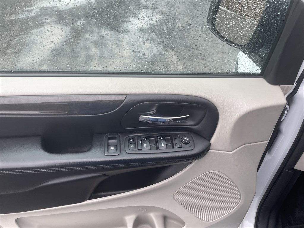 2019 Dodge Grand Caravan SE photo