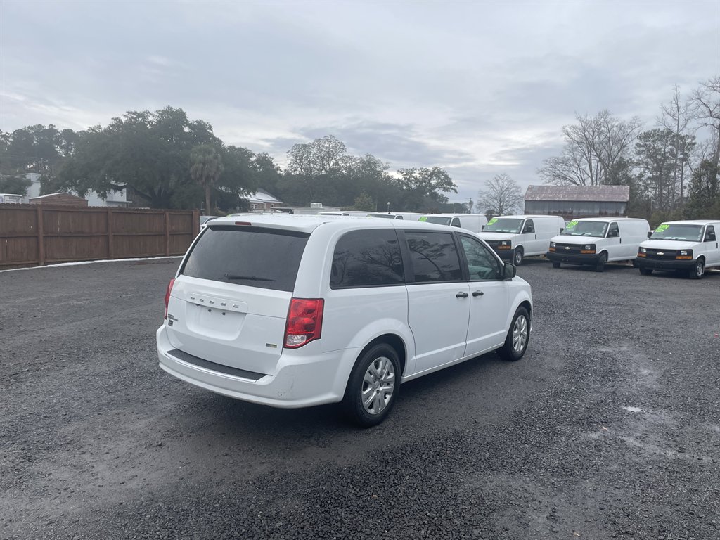2019 Dodge Grand Caravan SE photo