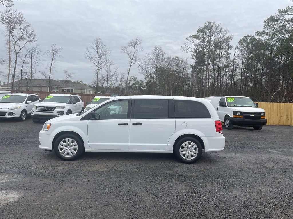 2019 Dodge Grand Caravan SE photo
