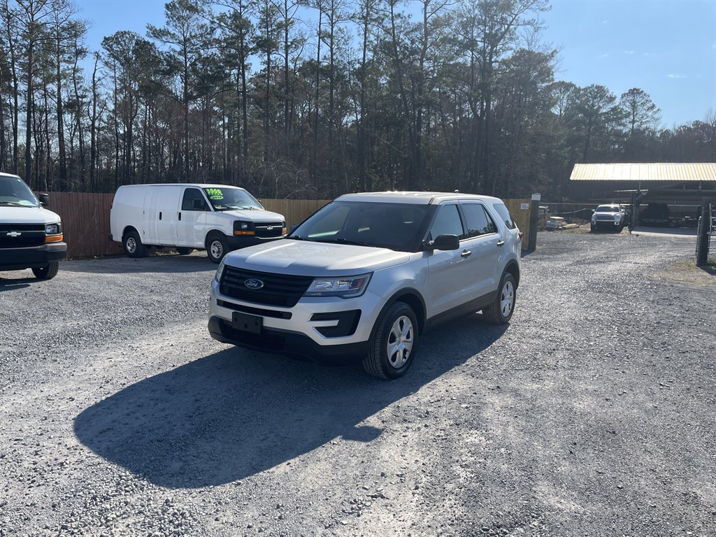 2019 Ford Explorer photo