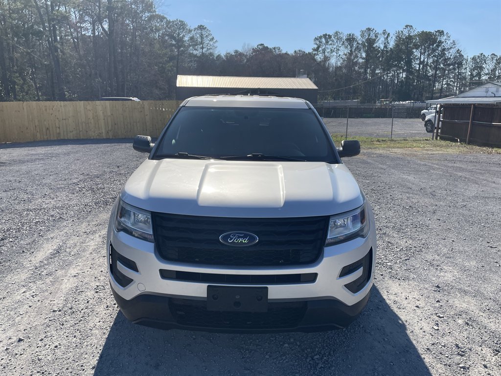 2019 Ford Explorer photo