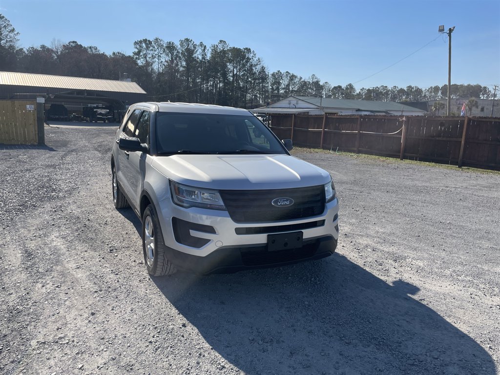 2019 Ford Explorer photo