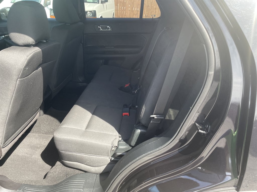 2019 Ford Explorer photo