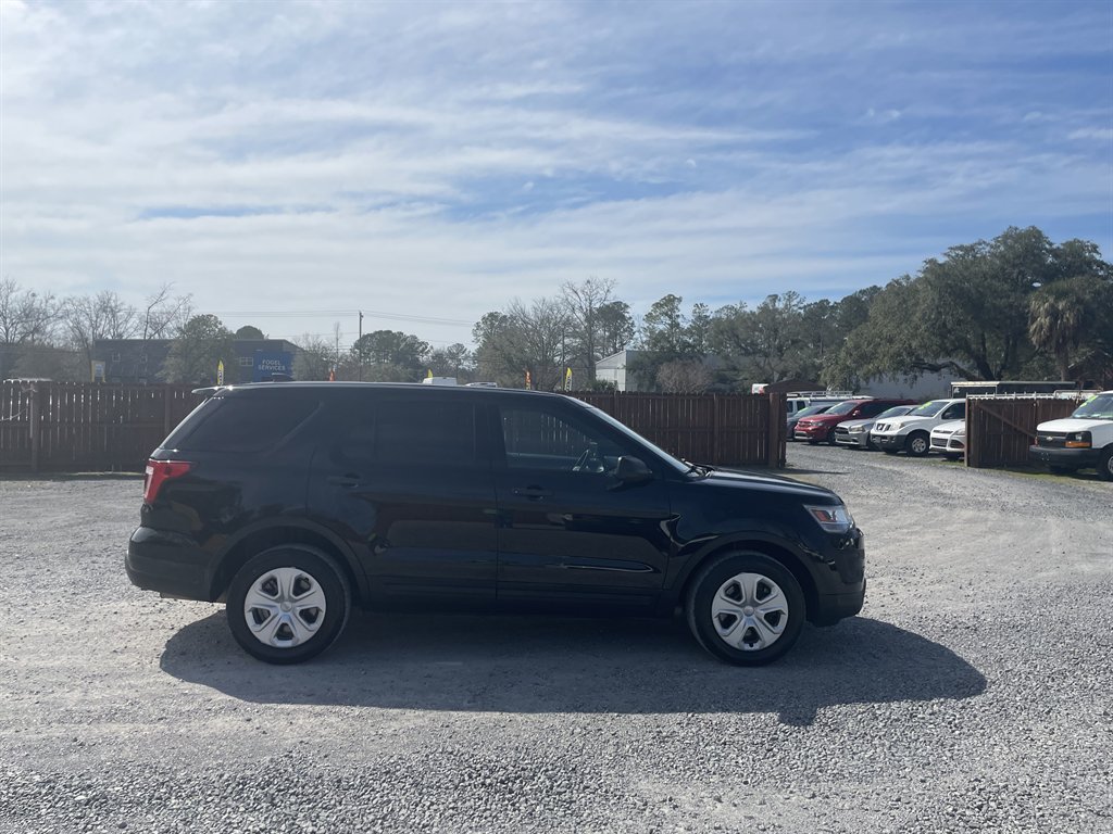 2019 Ford Explorer photo