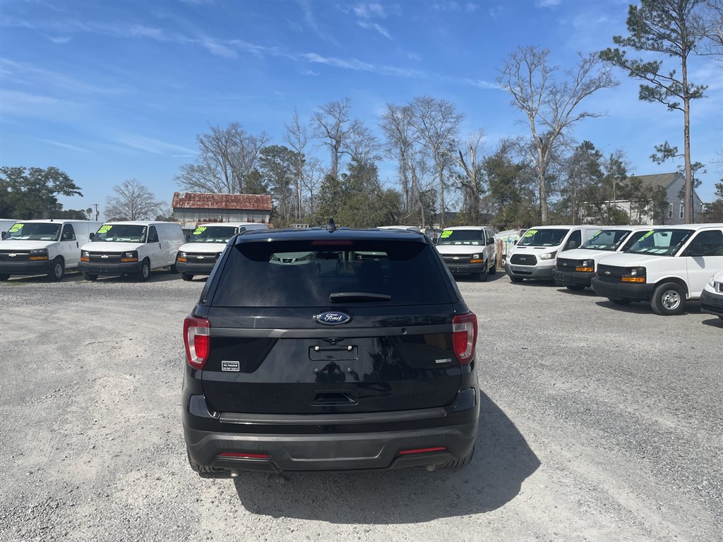2019 Ford Explorer photo