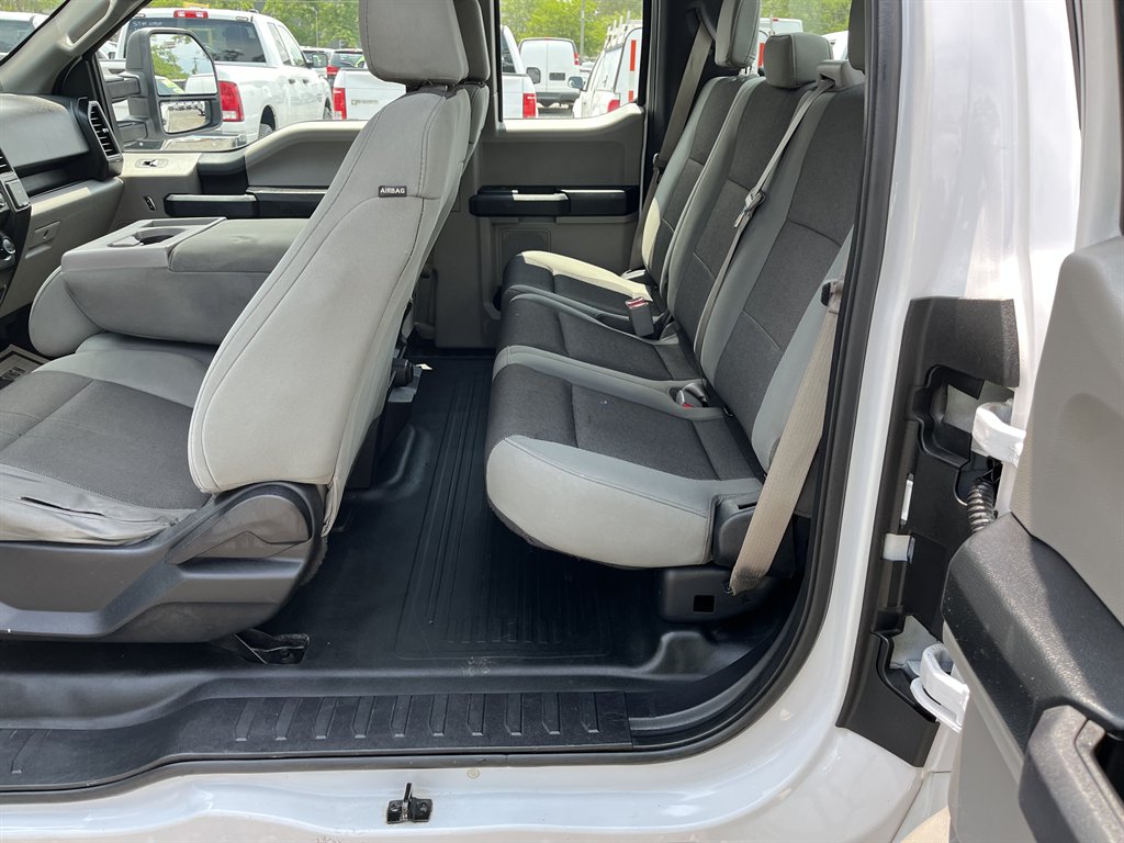 2017 Ford F150 XL photo
