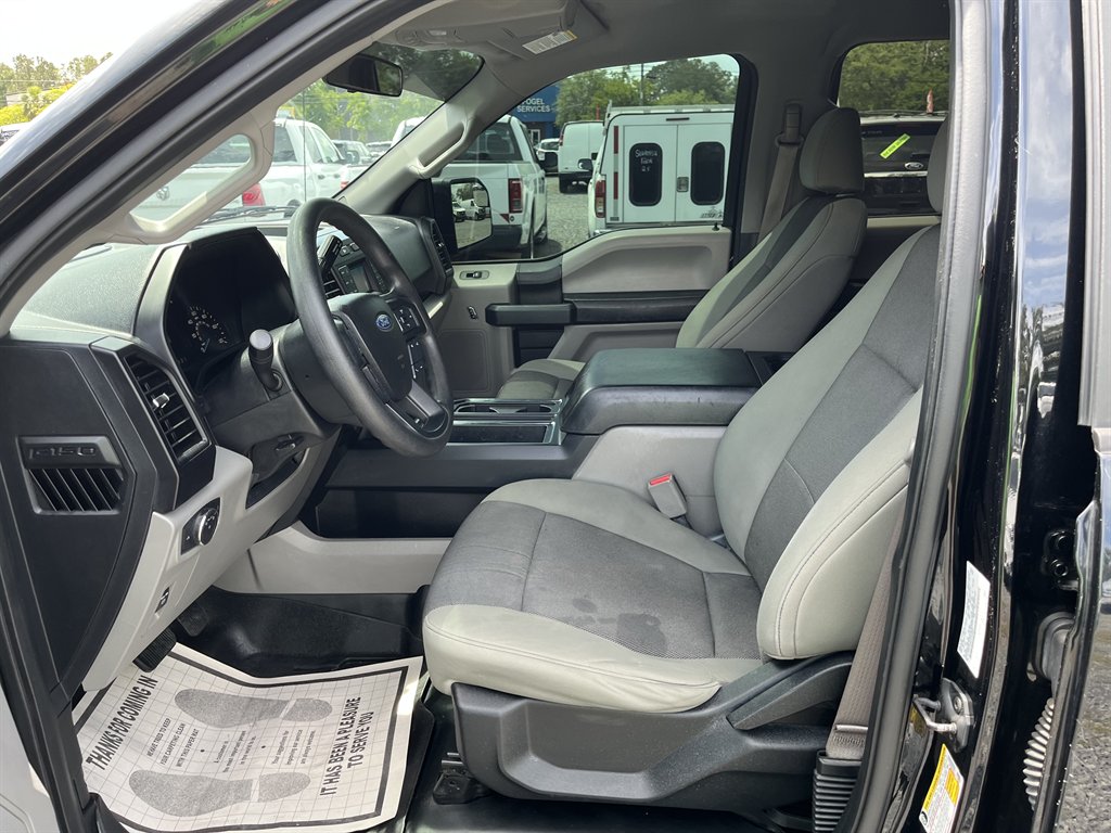 2017 Ford F150 XL photo