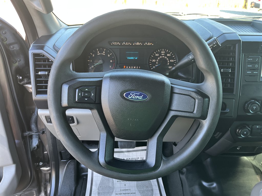 2017 Ford F150 XL photo