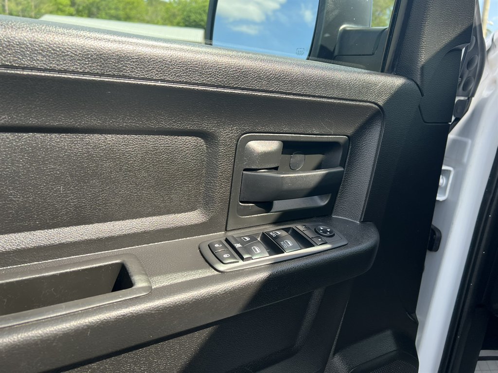2019 RAM 1500 DS Tradesman photo