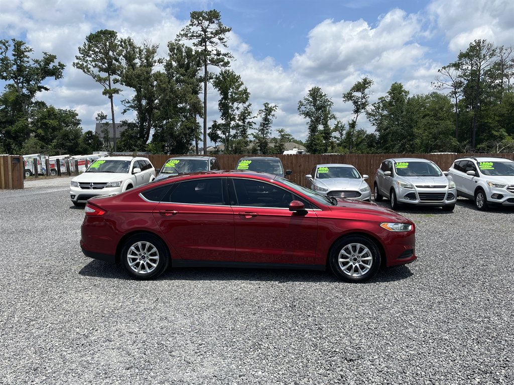2016 Ford Fusion - $11,995
